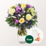 Flower Bouquet Landleben with vase & 3 Ferrero Giotto