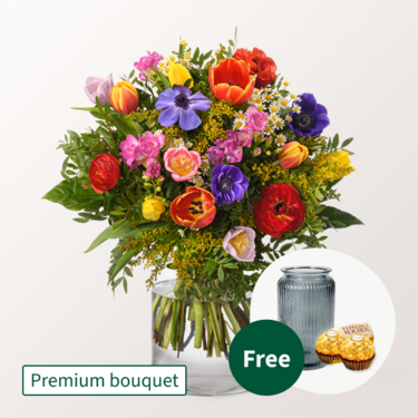 Premium Bouquet Blumenfreude with Premium Vase & 2 Ferrero Rocher