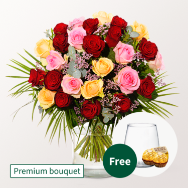 Premium Bouquet Rosenfest with Premium Vase & 2 Ferrero Rocher