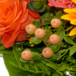 Flower Bouquet Sommerglühen with vase & 2 Ferrero Rocher