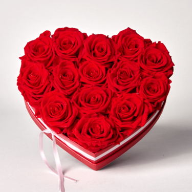 14 long-lasting red roses in a heart-shaped box