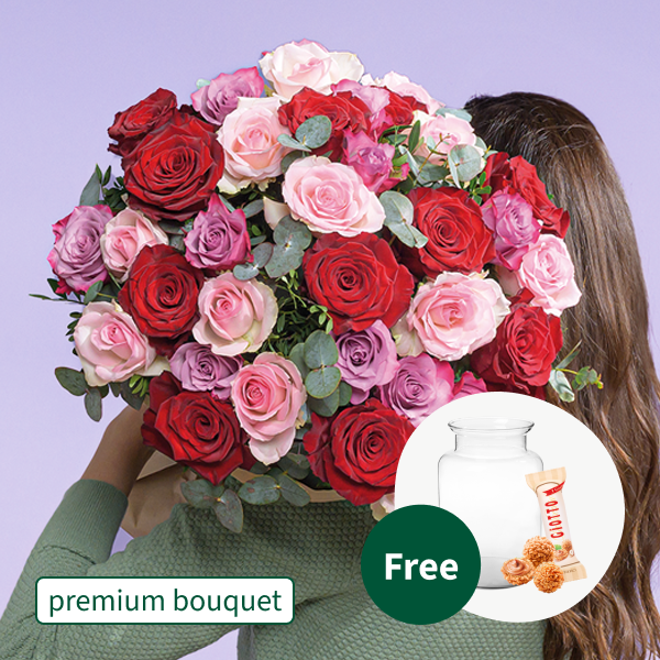 Premium Bouquet Lieblingsmensch with premium vase & 3 Ferrero Giotto