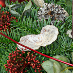 Wreath Glorious Christmas (Ø 35 cm) with 3 Ferrero Giotto