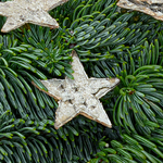 Wreath Wintertraum in Silber (Ø 30 cm) with 3 Ferrero Giotto