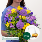 Premium Bouquet Frühlingsfest with Premium Vase & 2 Ferrero Rocher