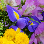 Flower Bouquet Frühlingsfest with vase & 3 Ferrero Giotto