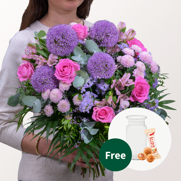 Flower Bouquet Danke with vase & 3 Ferrero Giotto