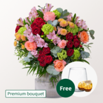 Premium Bouquet Lieber Gruß with Premium Vase & 2 Ferrero Rocher