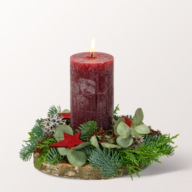 Christmas Arrangement with Bordeaux Coloured Candle