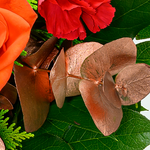 Flower Bouquet Wintergedicht with vase & 3 Ferrero Giotto