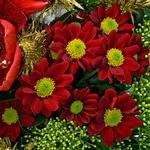 Flower Bouquet Winterromanze with vase & 3 Ferrero Giotto