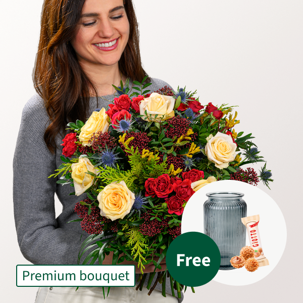 Premium Bouquet Sternstunde with Premium Vase & 3 Ferrero Giotto