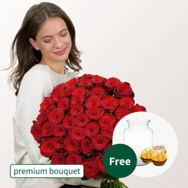 Premium Bouquet Paris with premium vase & 2 Ferrero Rocher